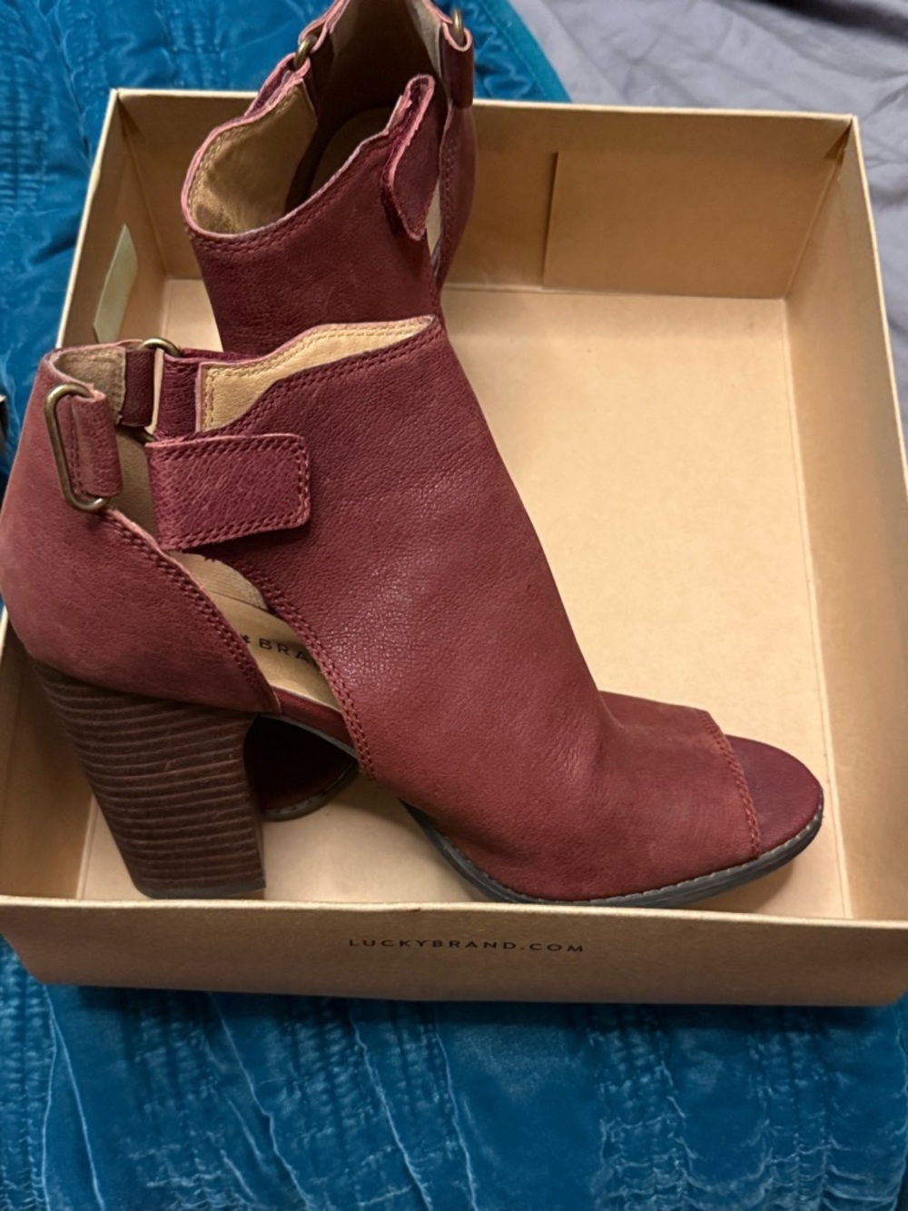 Lucky Brand Wine Open-Toe Stacked Heel Sandals